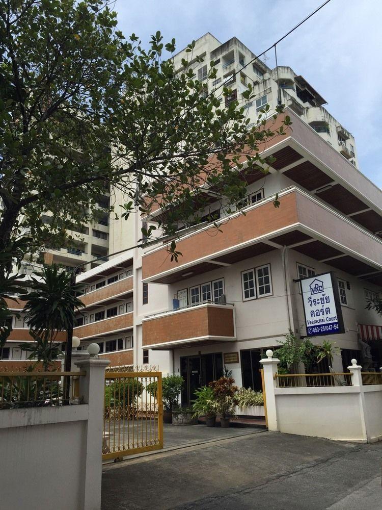 วีระชัย คอร์ต Hostel เชียงใหม่ ภายนอก รูปภาพ
