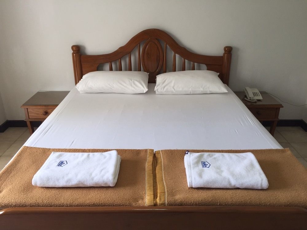 วีระชัย คอร์ต Hostel เชียงใหม่ ภายนอก รูปภาพ