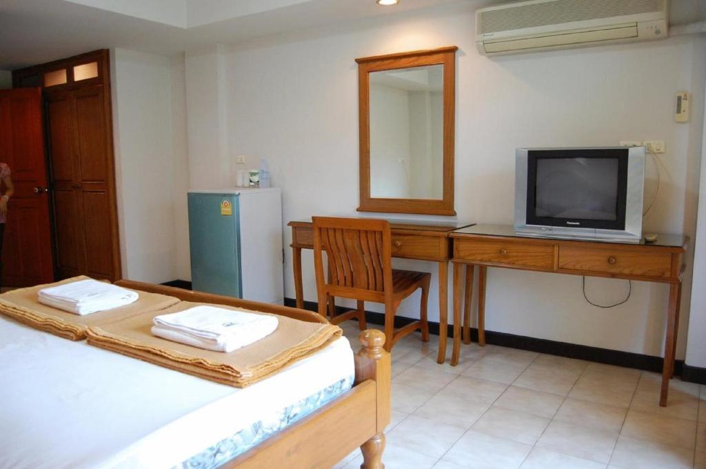 วีระชัย คอร์ต Hostel เชียงใหม่ ห้อง รูปภาพ